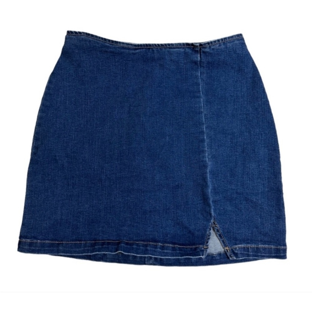 NWT Denim Mini Skirt, Wild Fable, dark wash jean, back zip, flat front, notched